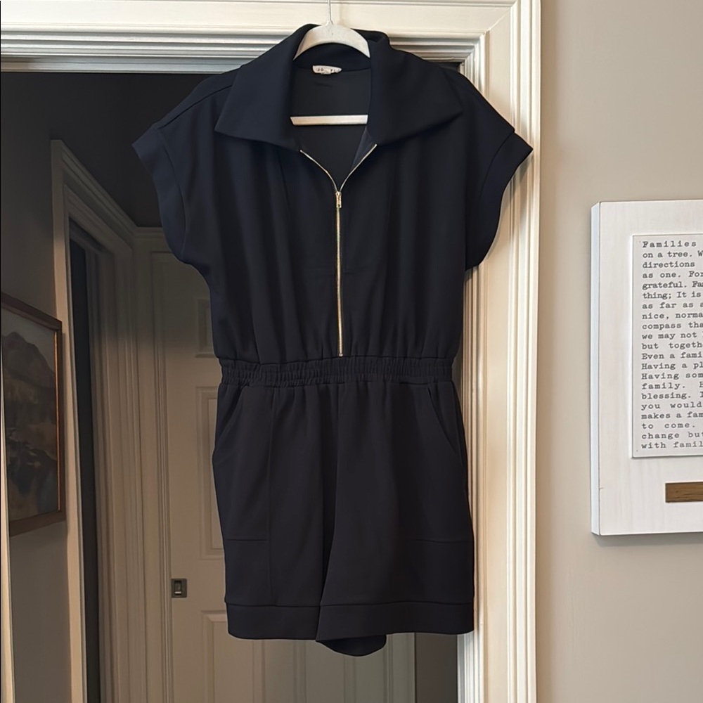 Black Short Sleeve Romper with Zipper
